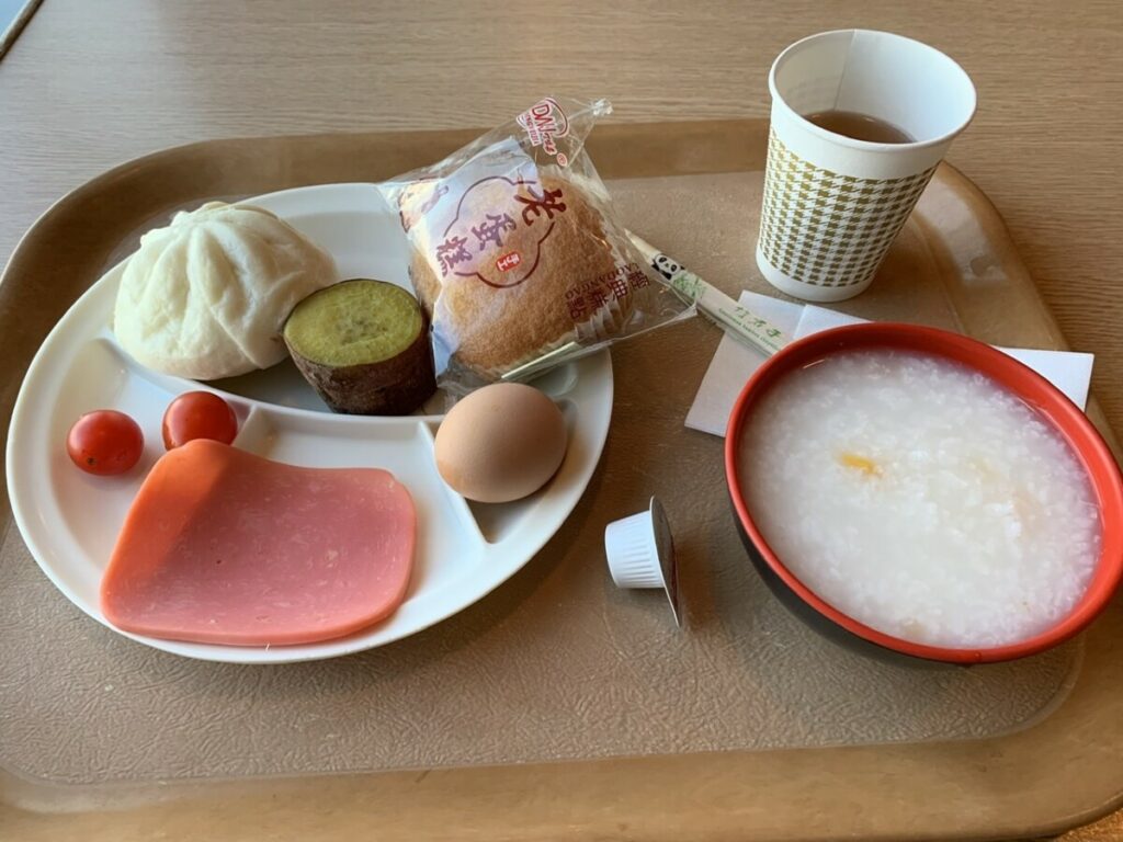 8CDAF569-E2F5-4B43-8031-F3B48126217A